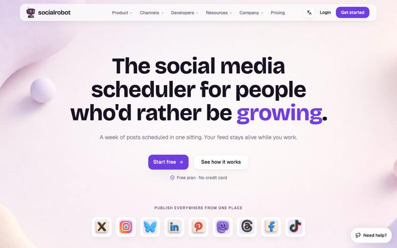 The social media scheduler for people who'd rather be building. | SocialRobot — screenshot